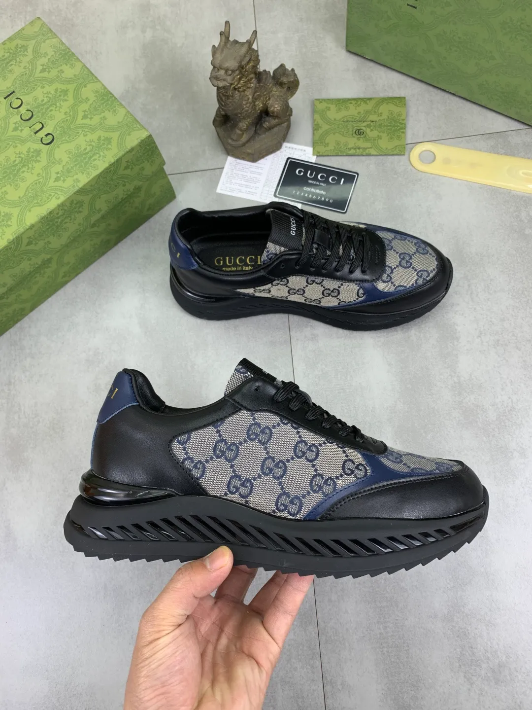 Men's shoes 💰P460💰【New model】🆘 The latest model from Gucci official website🎁Classic casual and fashionable men's shoes👟Best model💥The style is simple and elegant, exclusive for trendy men. Unique official website latest brand elements👑Gucci original decoration, fashionable and generous, the fabric is made of original soft calfskin➕Comfortable soft pigskin lining ✅Wear-resistant rubber outsole specified on the official website_Full of elasticity, the classic model taken at the counter 🎬Color: 4⃣️colors available😍Number of yards: 38-44 (45 46 customized)